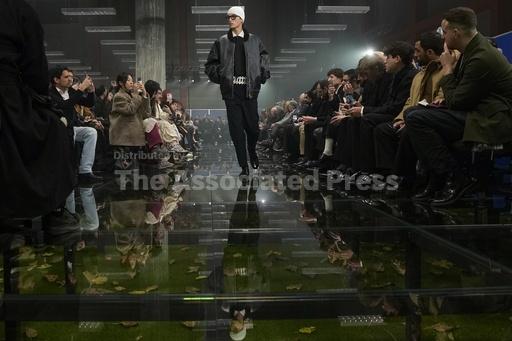 Prada reconnects with the seasons for its 2024-25 fall-... - Vimarsana News