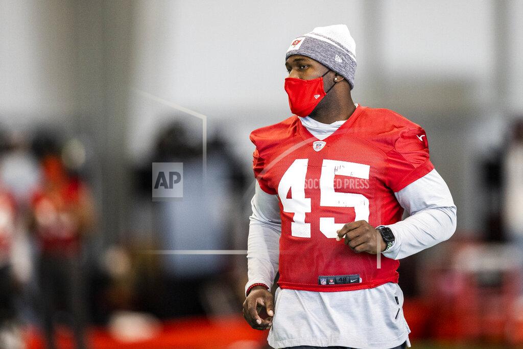 Tori Richman Tampa Bay Buccaneers inside linebacker Devin White during NFL football practice, Tuesday, Feb. 2, 2021 in Tampa, Fla. The Buccaneers will face the Kansas City Chiefs in Super Bowl 55. (Tori Richman/Tampa Bay Buccaneers via AP)