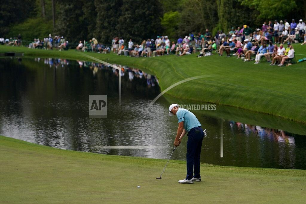 Matt Slocum Jordan Spieth putts on the 16th green during the second round of the Masters golf tournament on Friday, April 9, 2021, in Augusta, Ga. (AP Photo/Matt Slocum)