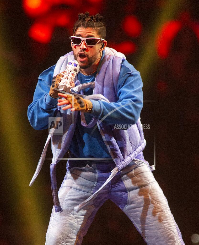 Bad Bunny In Concert Philadelphia Buy Photos AP Images DetailView(00)