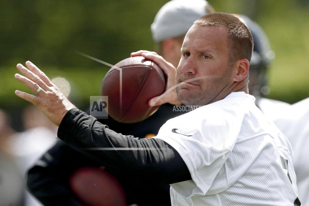 Keith Srakocic Pittsburgh Steelers quarterback Ben Roethlisberger (7) throws the ball during an NFL football practice, Tuesday, May 21, 2019, in Pittsburgh. Roethlisberger received pointed criticism from former teammates Antonio Brown and Le'Veon Bell among others during the offseason, both of whom took shots at Roethlisberger's leadership skills. Roethlisberger says the criticism bothered him but he's eager to move forward.(AP Photo/Keith Srakocic)