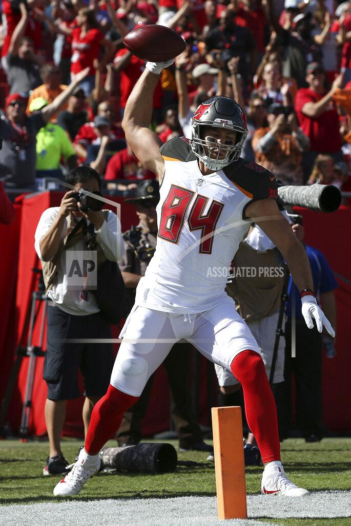 49ers Buccaneers Football