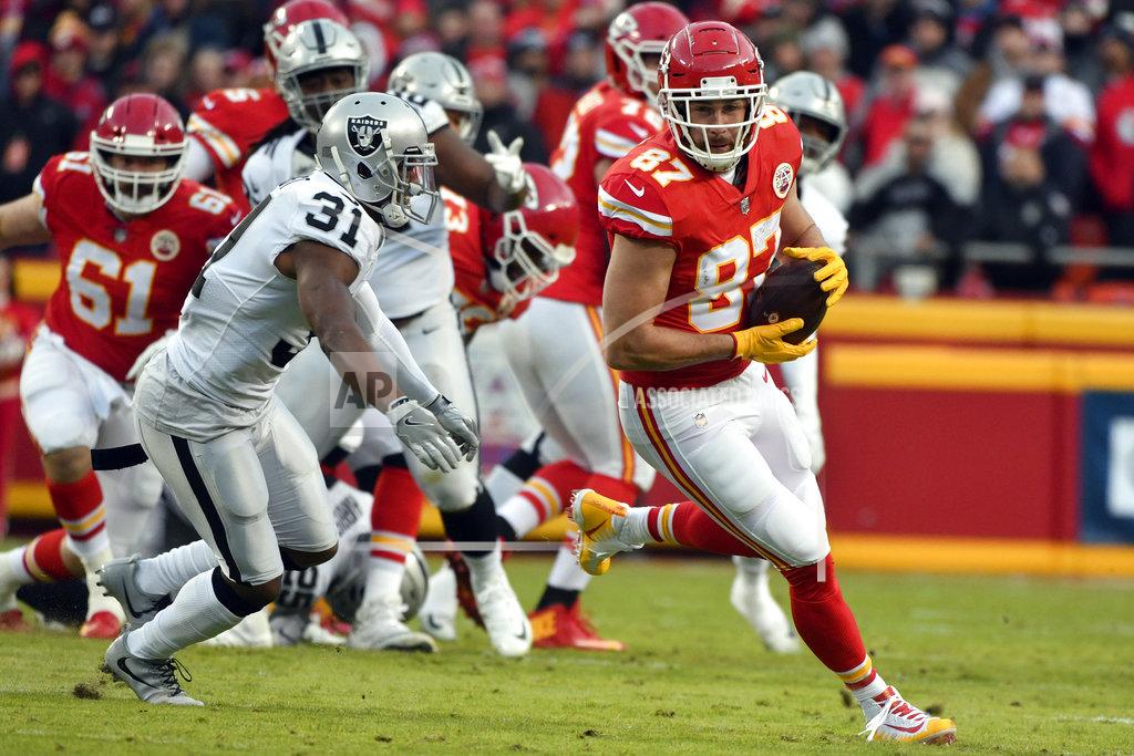 Raiders Chiefs Football