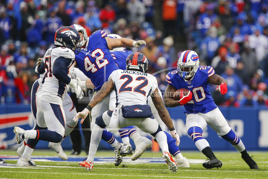 John Munson Buffalo Bills running back Frank Gore (20) runs against the Denver Broncos during the fourth quarter of an NFL football game, Sunday, Nov. 24, 2019, in Orchard Park, N.Y. (AP Photo/John Munson)