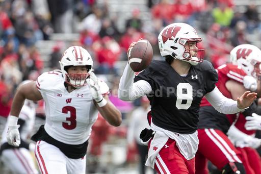 Wisconsin spends spring practice adapting to new offense - Vimarsana News