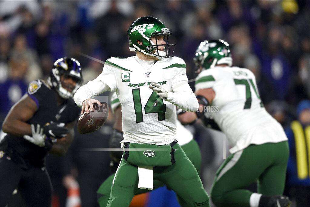 Gail Burton New York Jets quarterback Sam Darnold looks to pass against Baltimore Ravens during the first half of an NFL football game, Thursday, Dec. 12, 2019, in Baltimore. (AP Photo/Gail Burton)