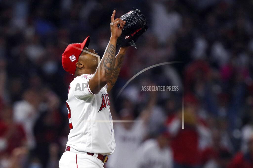 Alex Gallardo Los Angeles Angels relief pitcher Raisel Iglesias reacts on the mound after New York Yankees' DJ LeMahieu grounded out to third during the ninth inning of a baseball game in Anaheim, Calif., Tuesday, Aug. 31, 2021. (AP Photo/Alex Gallardo)