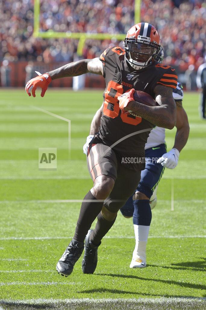 David Richard Cleveland Browns Ricky Seals-Jones (83) rushes for a 31-yard touchdown during the first half of an NFL football game against the Seattle Seahawks, Sunday, Oct. 13, 2019, in Cleveland. (AP Photo/David Richard)