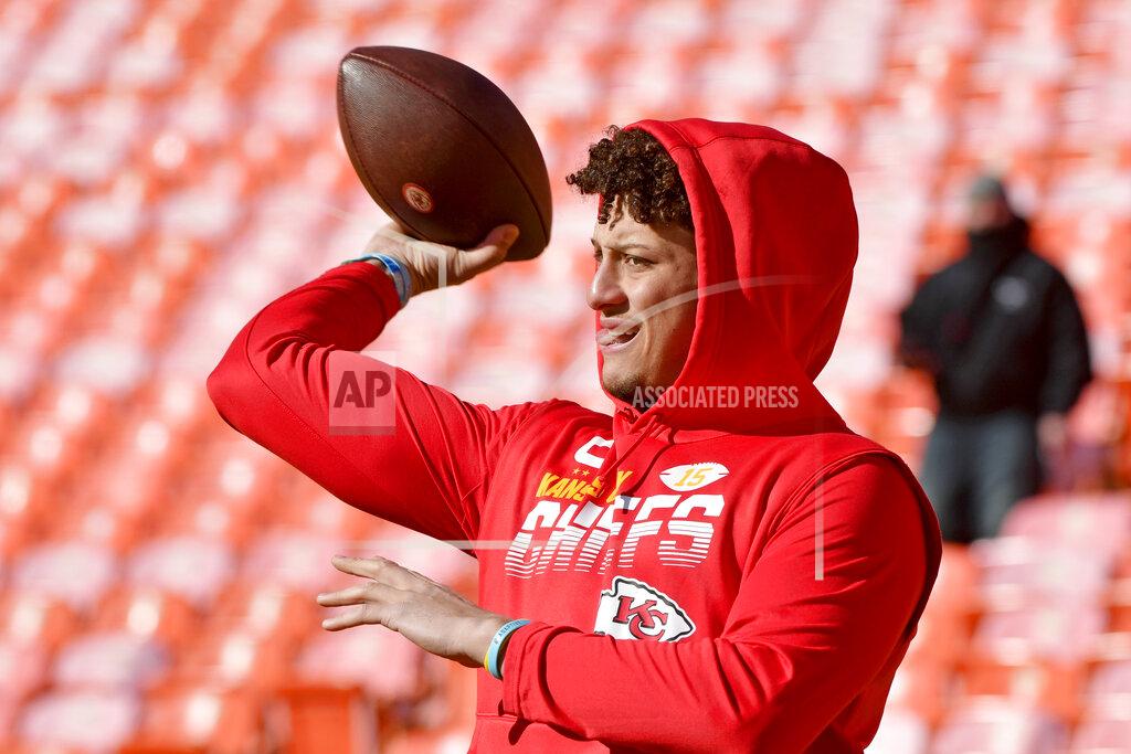 Ed Zurga Kansas City Chiefs' Patrick Mahomes warms up before the NFL AFC Championship football game against the Tennessee Titans Sunday, Jan. 19, 2020, in Kansas City, MO. (AP Photo/Ed Zurga)
