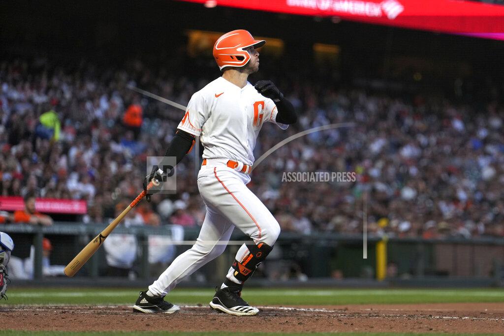 Tony Avelar San Francisco Giants' Tommy La Stella watches his three-run home run against the New York Mets during the fourth inning of a baseball game in San Francisco, Tuesday, May 24, 2022. (AP Photo/Tony Avelar)