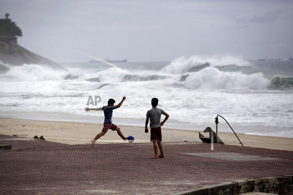 Brazil Surfing Dirty Water Brazil Surfing Dirty Water