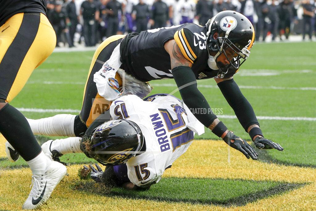 Don Wright Baltimore Ravens wide receiver Marquise Brown (15) makes a touchdown catch in front of Pittsburgh Steelers cornerback Joe Haden (23) in the first half of an NFL football game against the Baltimore Ravens Sunday, Oct. 6, 2019, in Pittsburgh. (AP Photo/Don Wright)