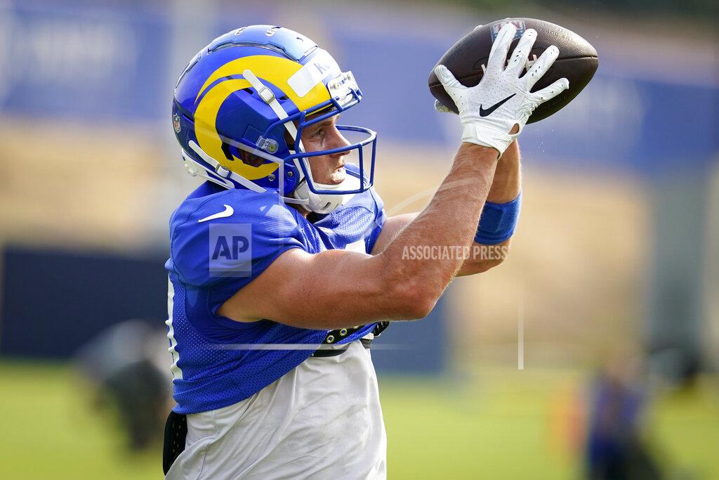 Marcio Jose Sanchez Los Angeles Rams wide receiver Cooper Kupp makes catch during NFL football training camp Tuesday, Aug. 18, 2020, in Thousand Oaks, Calif. (AP Photo/Marcio Jose Sanchez)