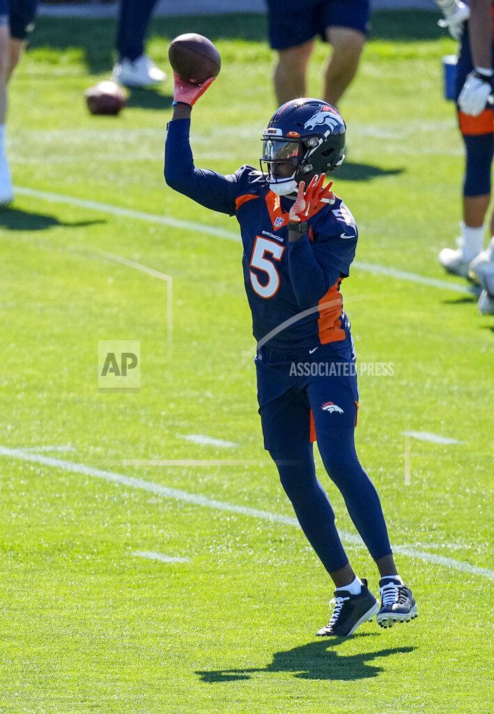 Jack Dempsey Denver Broncos quarterback Teddy Bridgewater (5) throws during Denver Broncos OTAs at the team's headquarters Monday, May 24, 2021, in Englewood, Colo. (AP Photo/Jack Dempsey)
