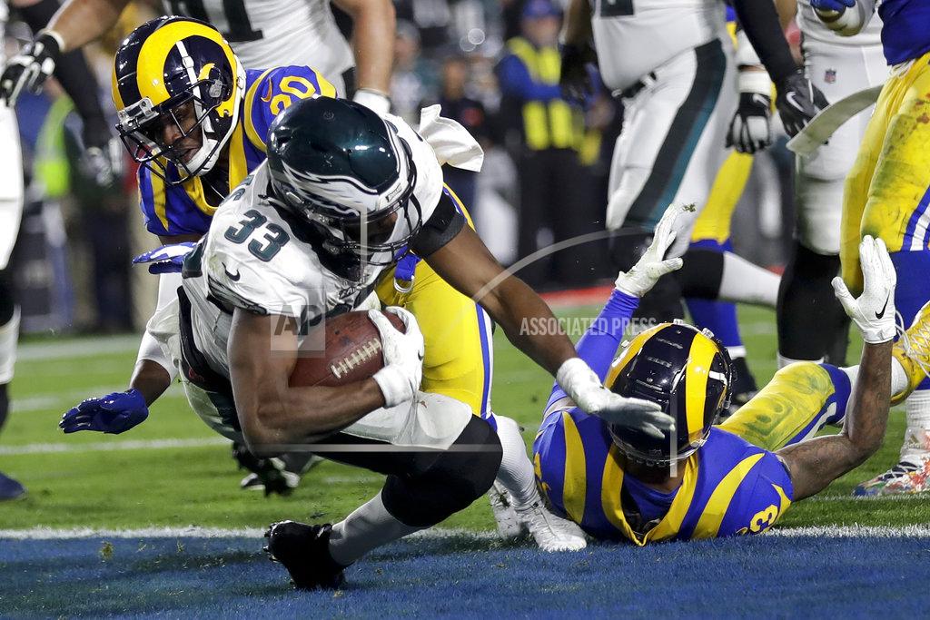 Eagles Rams Football