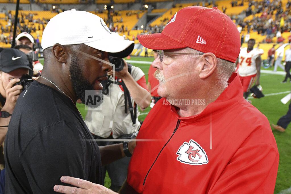 Barry Reeger Pittsburgh Steelers coach Mike Tomlin, left, talks with Kansas City Chiefs coach Andy Reid after a preseason NFL football game Saturday, Aug. 17, 2019, in Pittsburgh. The Steelers won 17-7. (AP Photo/Barry Reeger)