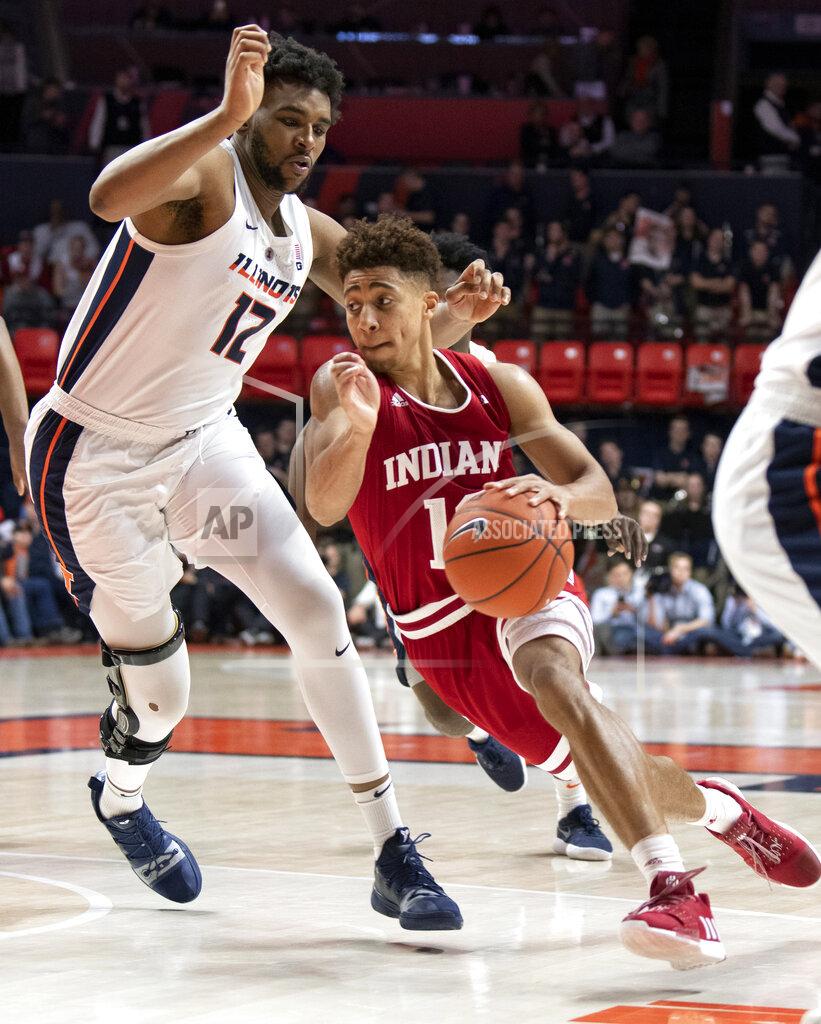 Stephen Haas Indiana guard Rob Phinisee (10) drives to the basket past Illinois center Adonis De La Rosa (12) during the second half of an NCAA college basketball game in Champaign, Ill., Thursday, March 7, 2019. (AP Photo/Stephen Haas)