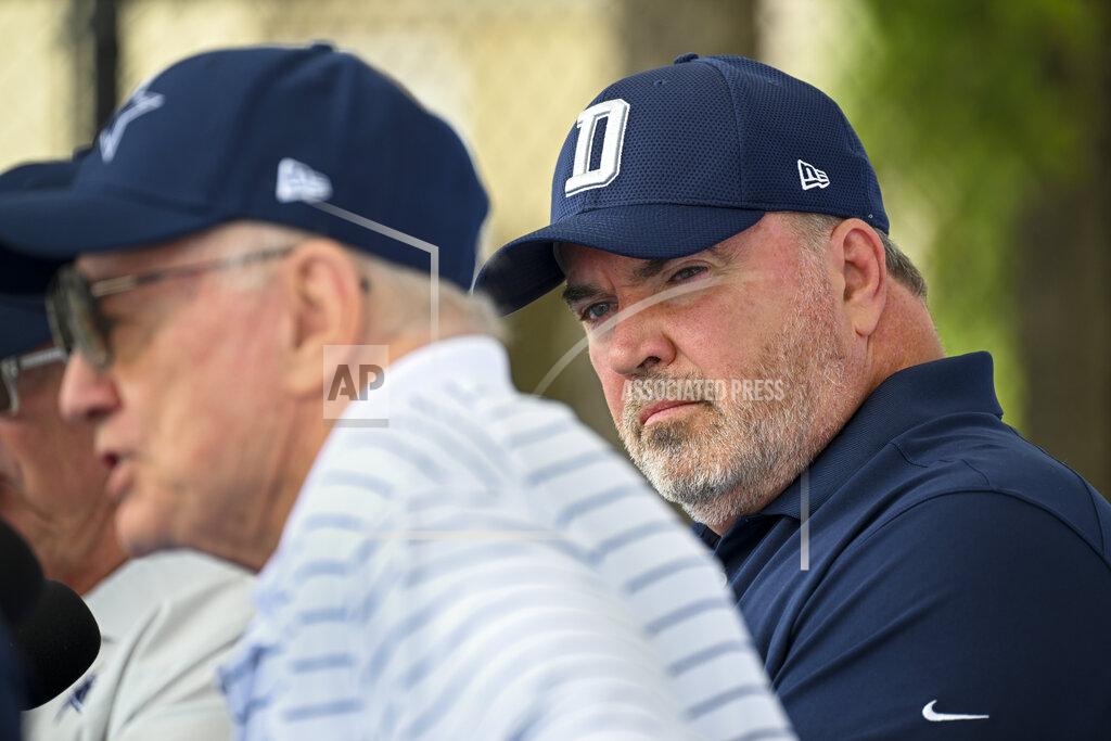 Gus Ruelas Dallas Cowboys head coach Mike McCarthy, right, looks on as owner Jerry Jones takes questions from the media at the start of NFL football training camp, Tuesday, July 26, 2022, in Oxnard, Calif. (AP Photo/Gus Ruelas)