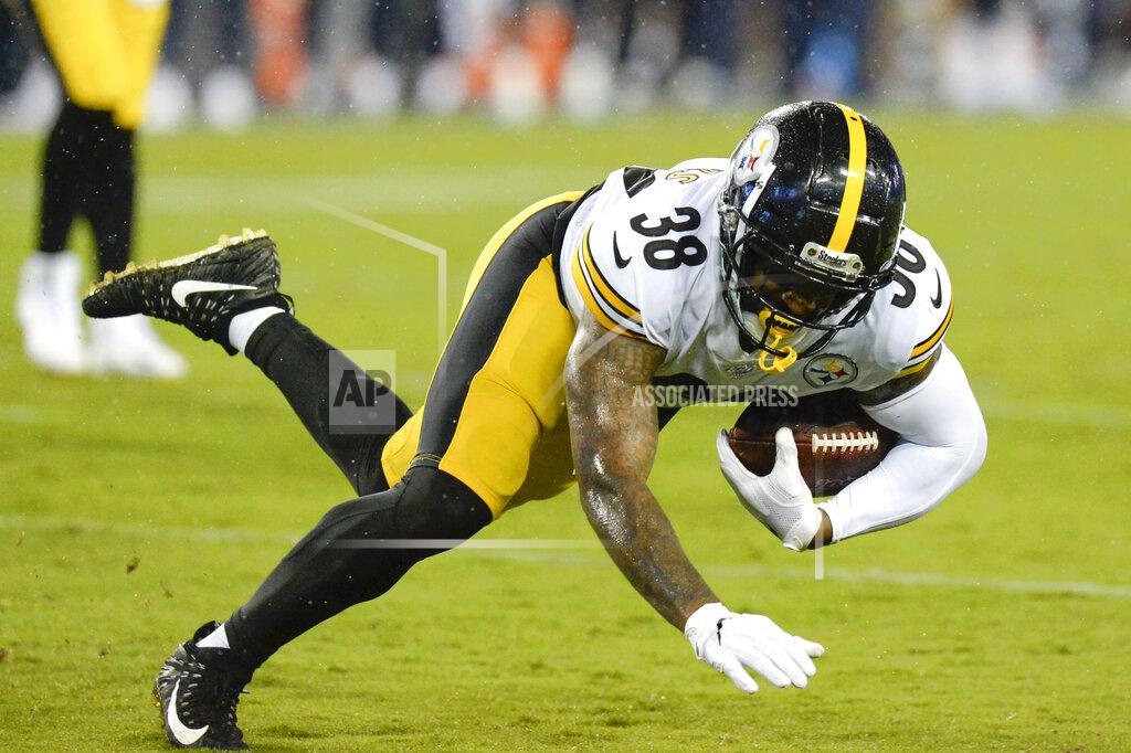 Mark Zaleski Pittsburgh Steelers running back Jaylen Samuels runs the ball against the Tennessee Titans in the first half of a preseason NFL football game Sunday, Aug. 25, 2019, in Nashville, Tenn. (AP Photo/Mark Zaleski)