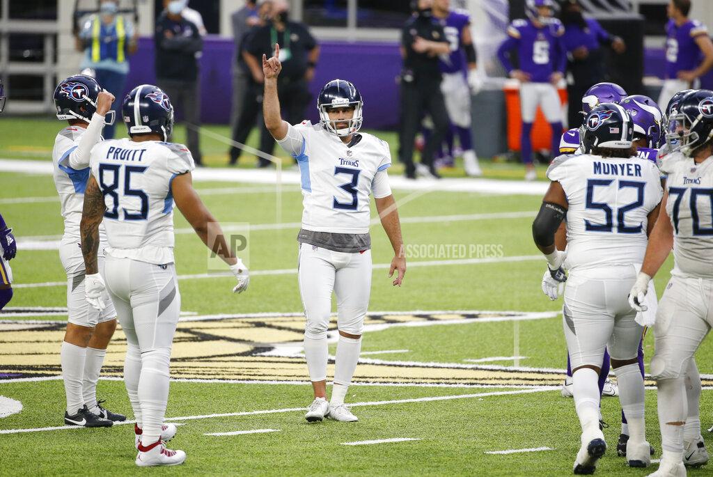 Bruce Kluckhohn Tennessee Titans kicker Stephen Gostkowski (3) celebrates after kicking a 55-yard field goal during the second half of an NFL football game against the Minnesota Vikings, Sunday, Sept. 27, 2020, in Minneapolis. The Titans won 31-30. (AP Photo/Bruce Kluckhohn)