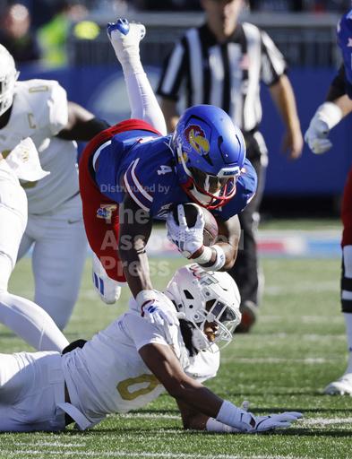 No. 23 Kansas looks to add to strong start against Oklahoma State - Vimarsana News