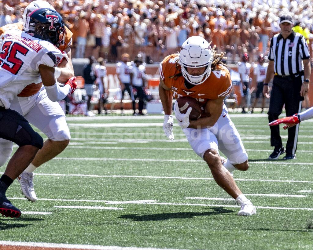 NCAA Football 2021: Texas Tech vs Texas Sep 25
