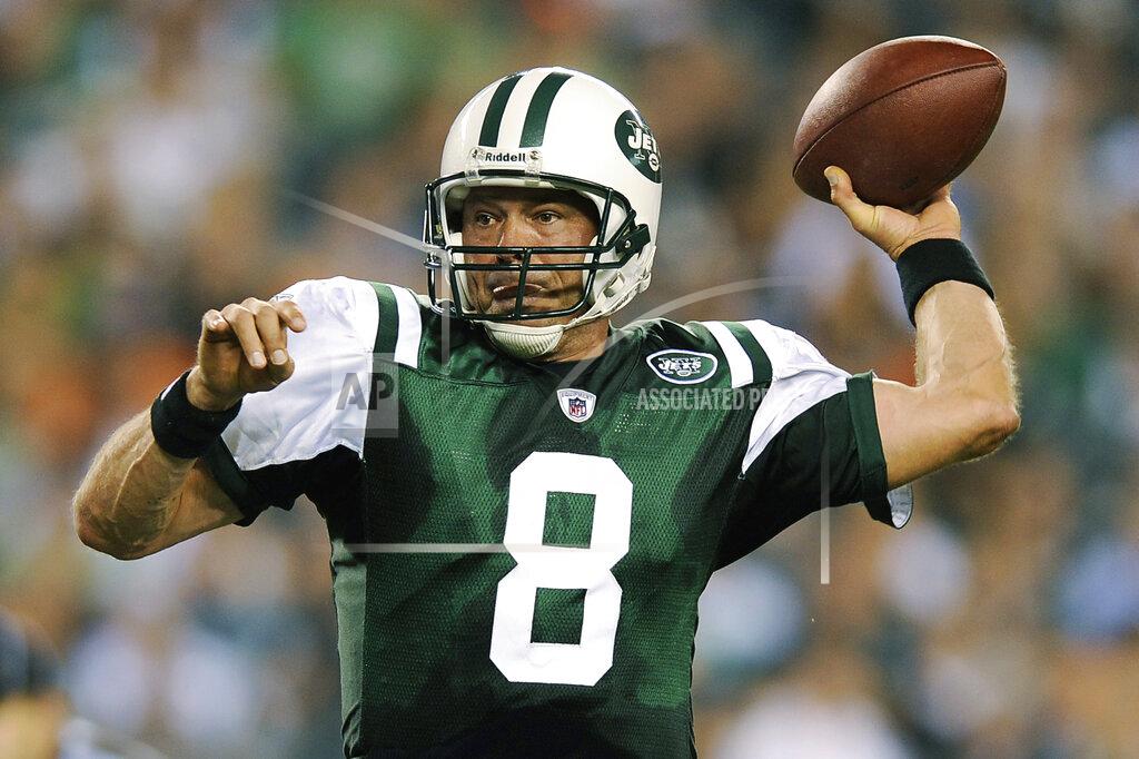 Michael Perez FILE - In this Sept. 2, 2010, file photo, New York Jets' Mark Brunell throws a pass in the first half of an NFL preseason football game against the Philadelphia Eagles in Philadelphia. There's been fewer than three dozen left-handed QBs in the league's 100-year history, and of the 116 quarterbacks who threw a pass in the NFL over the last four seasons, every single one of them was right-handed. (AP Photo/Michael Perez, FIle)