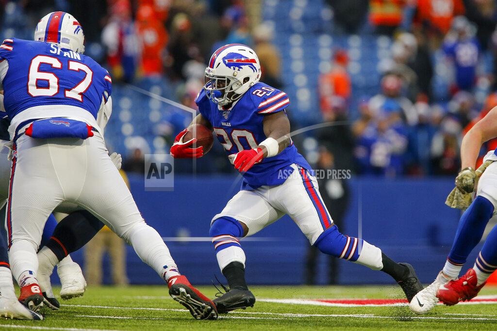 John Munson Buffalo Bills running back Frank Gore (20) runs the ball against the Denver Broncos during the fourth quarter of an NFL football game, Sunday, Nov. 24, 2019, in Orchard Park, N.Y. (AP Photo/John Munson)