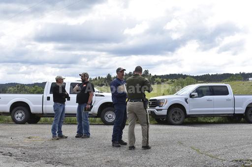 Water being tested where freight train carrying hazardous material plunged into Yellowstone River - Vimarsana News