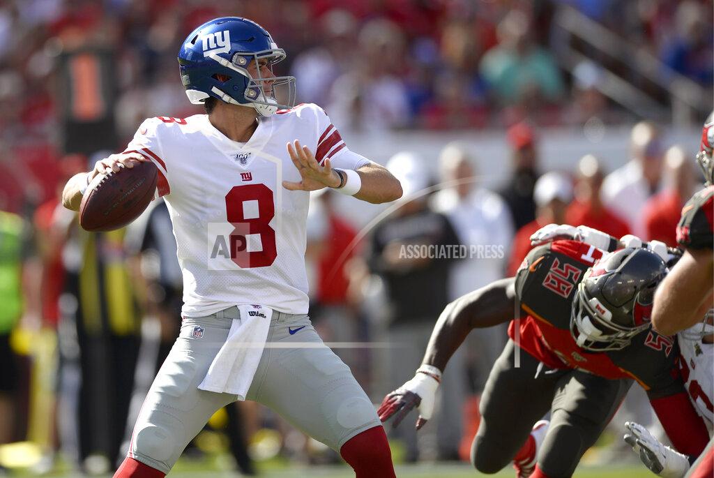 Jason Behnken New York Giants quarterback Daniel Jones (8) throws a pass against the Tampa Bay Buccaneers during the first half of an NFL football game Sunday, Sept. 22, 2019, in Tampa, Fla. (AP Photo/Jason Behnken)