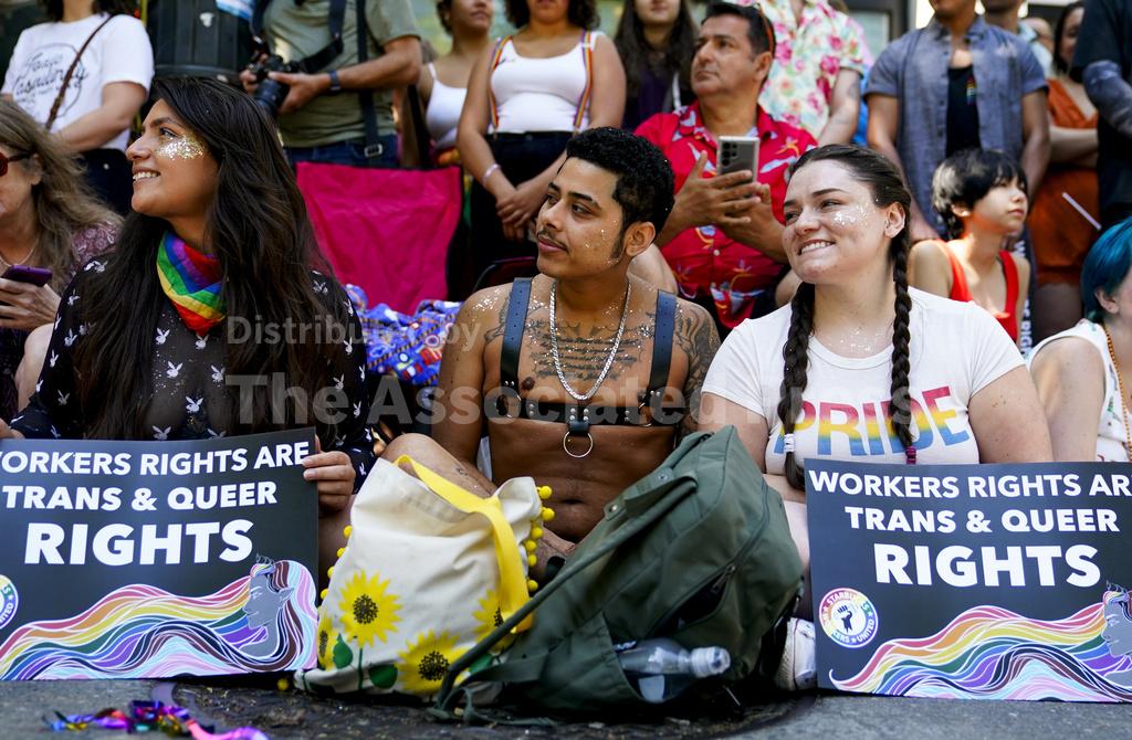 Starbucks union says Pride weekend strikes closed 21 US... - Vimarsana News