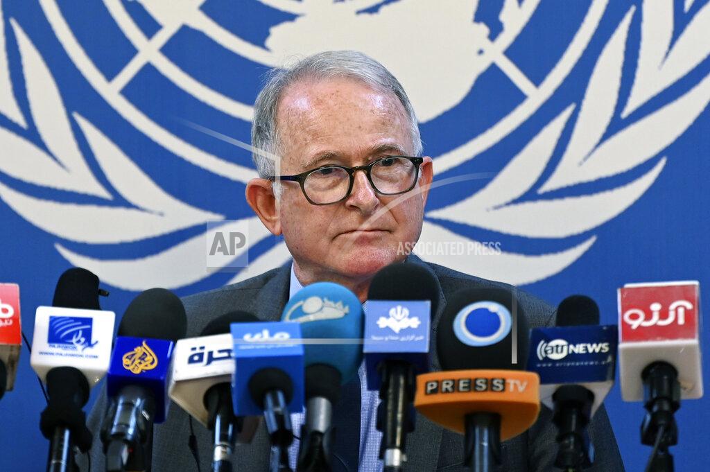 Ebrahim Noroozi United Nations Special Rapporteur on the situation of Human Rights in Afghanistan, Richard Bennett, speaks during a news conference in Kabul, Afghanistan, Thursday, May 26, 2022. (AP Photo/Ebrahim Noroozi)