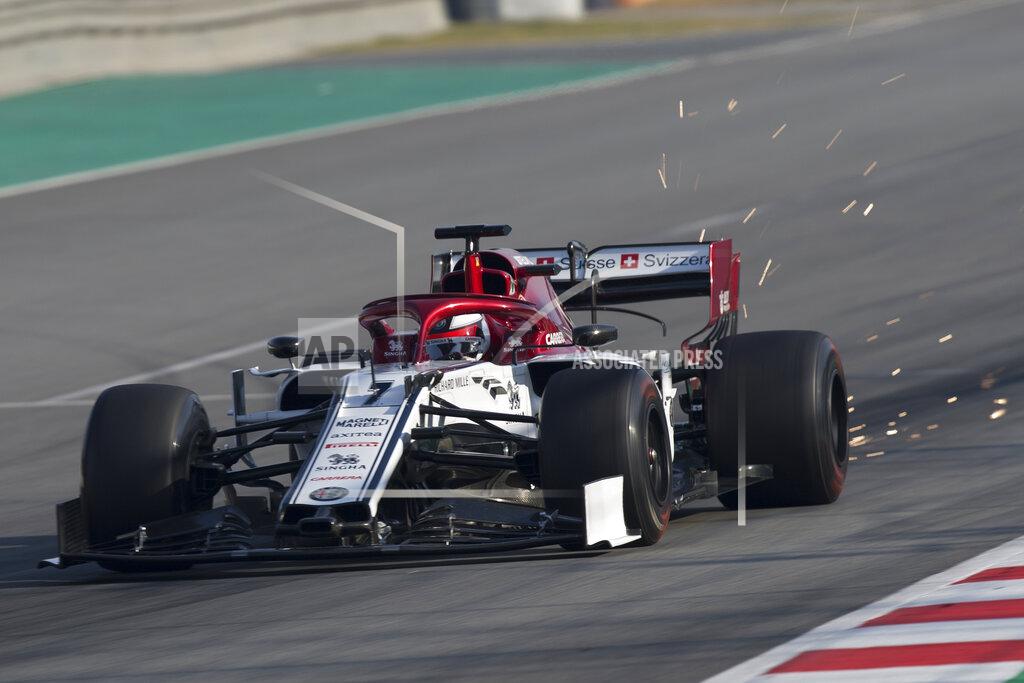 Joan Monfort Alfa Romeo driver Kimi Raikkonen of Finland drives during a Formula One pre-season testing session at the Barcelona Catalunya racetrack in Montmelo, outside Barcelona, Spain, Friday, March 1, 2019. (AP Photo/Joan Monfort)