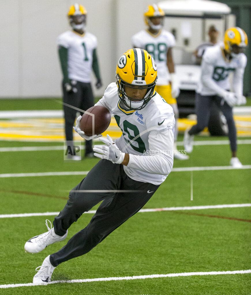 Mike Roemer Green Bay Packers' Equanimeous St. Brown run a drill during NFL football practice Wednesday June 12, 2019, in Green Bay, Wisc. (AP Photo/Mike Roemer)