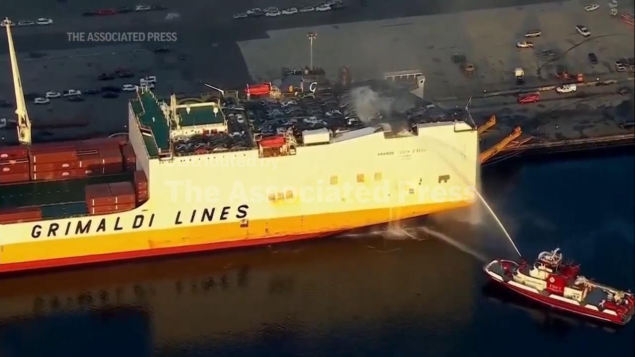 Fatal fire still burns on cargo ship in New Jersey, raising questions about response capability - Vimarsana News
