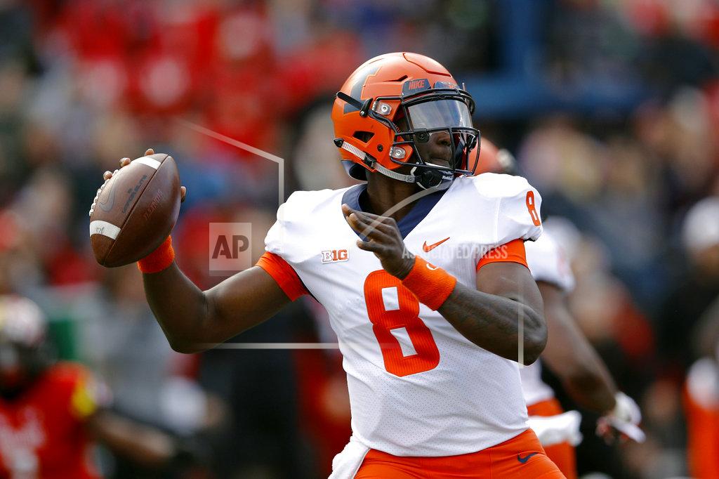 Patrick Semansky Illinois quarterback M.J. Rivers II throws to a receiver in the first half of an NCAA college football game against Maryland, Saturday, Oct. 27, 2018, in College Park, Md. (AP Photo/Patrick Semansky)