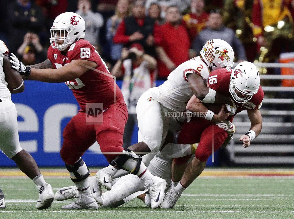 Eric Gay Washington State quarterback Gardner Minshew (16) is sacked by Iowa State linebacker Willie Harvey (2) during the the first half of the Alamo Bowl NCAA college football game Friday, Dec. 28, 2018, in San Antonio. (AP Photo/Eric Gay)