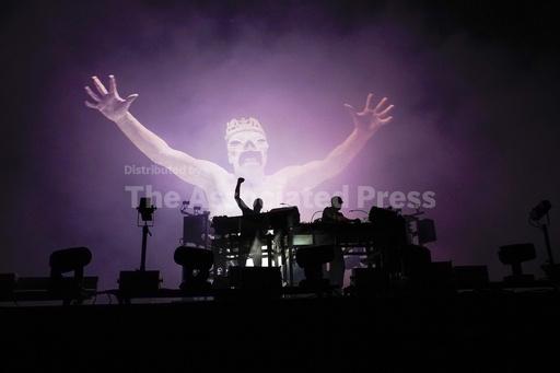 For rave-ready electronic duo the Chemical Brothers, a... - Vimarsana News