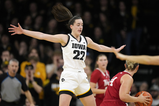 Caitlin Clark leads No. 5 Iowa over Nebraska 92-73 - Vimarsana News