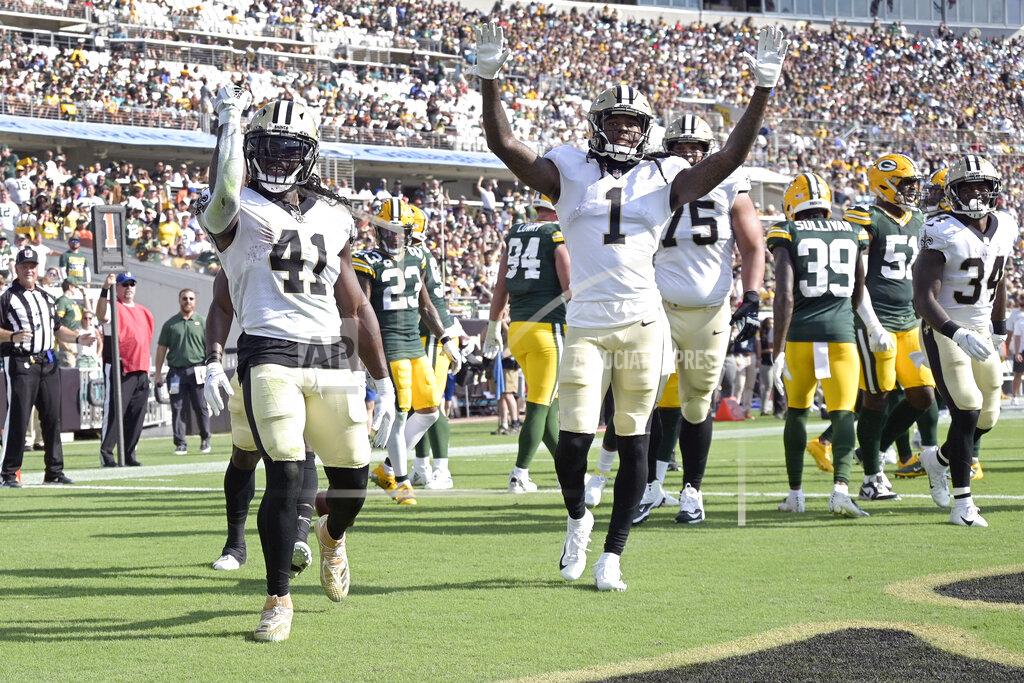 Phelan M. Ebenhack New Orleans Saints running back Alvin Kamara (41) celelbrates his touchdown against the Green Bay Packers with teammates including wide receiver Marquez Callaway (1) during the first half of an NFL football game, Sunday, Sept. 12, 2021, in Jacksonville, Fla. (AP Photo/Phelan M. Ebenhack)