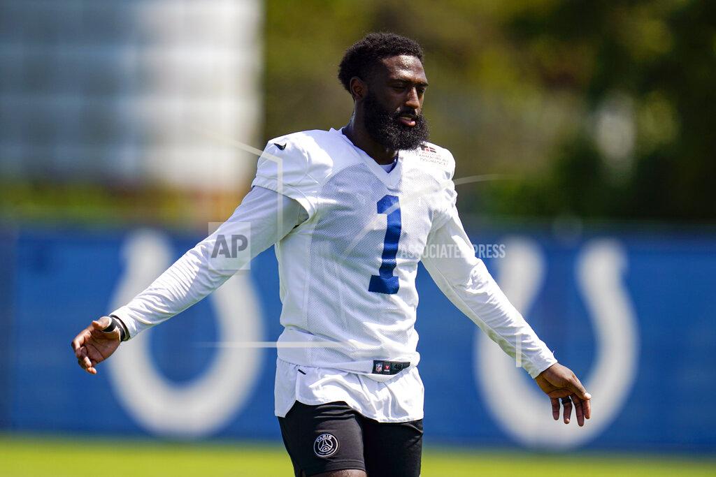 Michael Conroy Indianapolis Colts wide receiver Parris Campbell (1) warms up during practice at the NFL team's football training camp in Westfield, Ind., Wednesday, Aug. 3, 2022. (AP Photo/Michael Conroy)