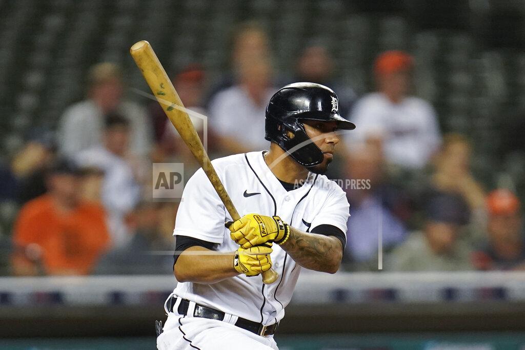 Paul Sancya Detroit Tigers' Harold Castro hits a one-run single against the Chicago White Sox in the eighth inning of a baseball game in Detroit, Monday, Sept. 20, 2021. (AP Photo/Paul Sancya)