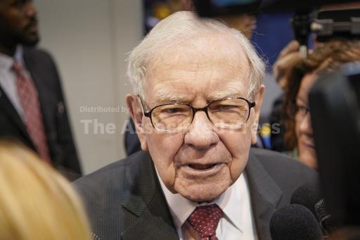 Warren Buffett, James Simons and Phil Knight are among... - Vimarsana News