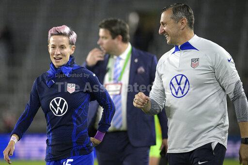 US women's soccer coach paid 27% as much as men's coach - Vimarsana News