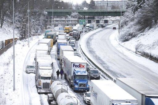 Winter storms shut down much of Portland, paralyze trav... - Vimarsana News