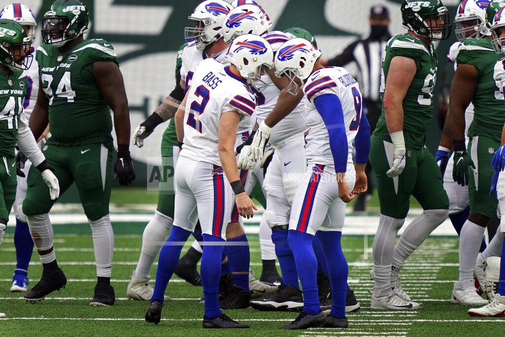 John Minchillo Buffalo Bills kicker Tyler Bass (2), center left, celebrates after his fourth field goal during the second half of an NFL football game against the New York Jets, Sunday, Oct. 25, 2020, in East Rutherford, N.J. (AP Photo/John Minchillo)