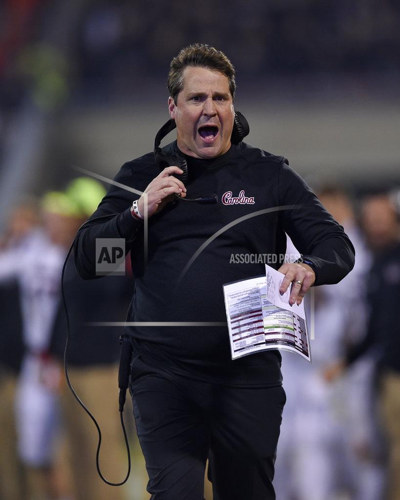 Richard Shiro South Carolina head coach Will Muschamp reacts during the first half of an NCAA college football game against Clemson Saturday, Nov. 24, 2018, in Clemson, S.C. (AP Photo/Richard Shiro)