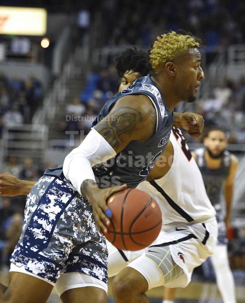 Martin Scores 22 Points No 7 Nevada Beats Pacific 83 61
