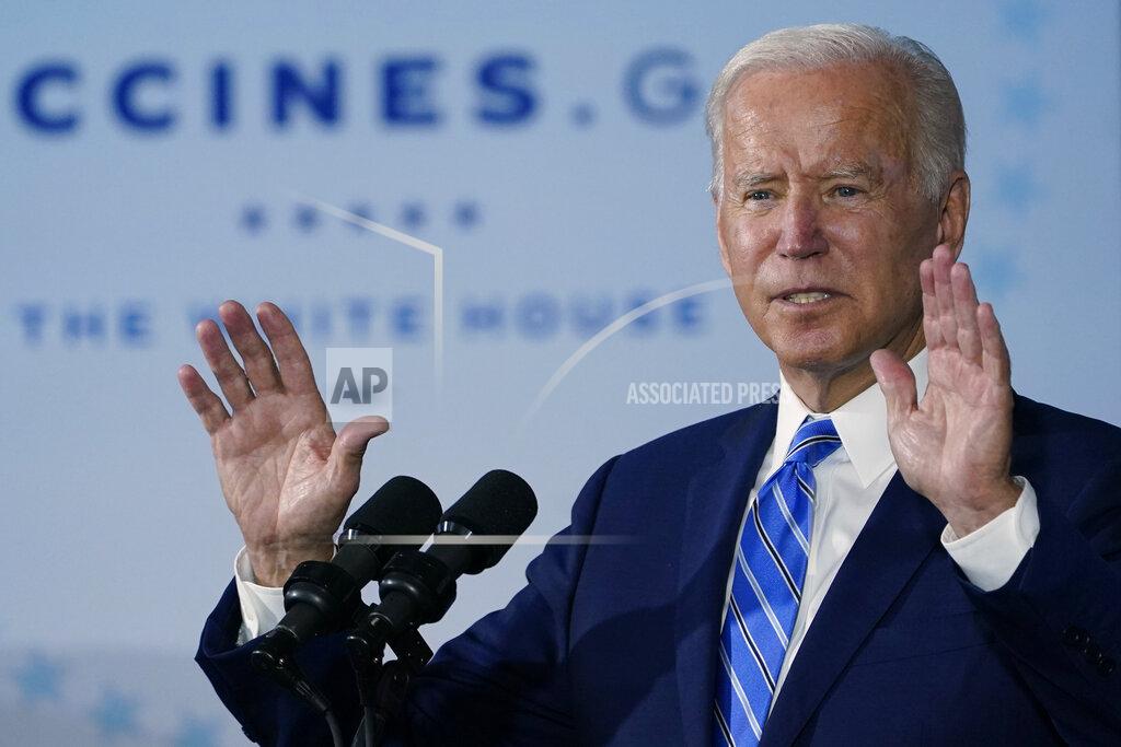 Susan Walsh President Joe Biden speaks about COVID-19 vaccinations after touring a Clayco Corporation construction site for a Microsoft data center in Elk Grove Village, Ill., Thursday, Oct. 7, 2021. (AP Photo/Susan Walsh)