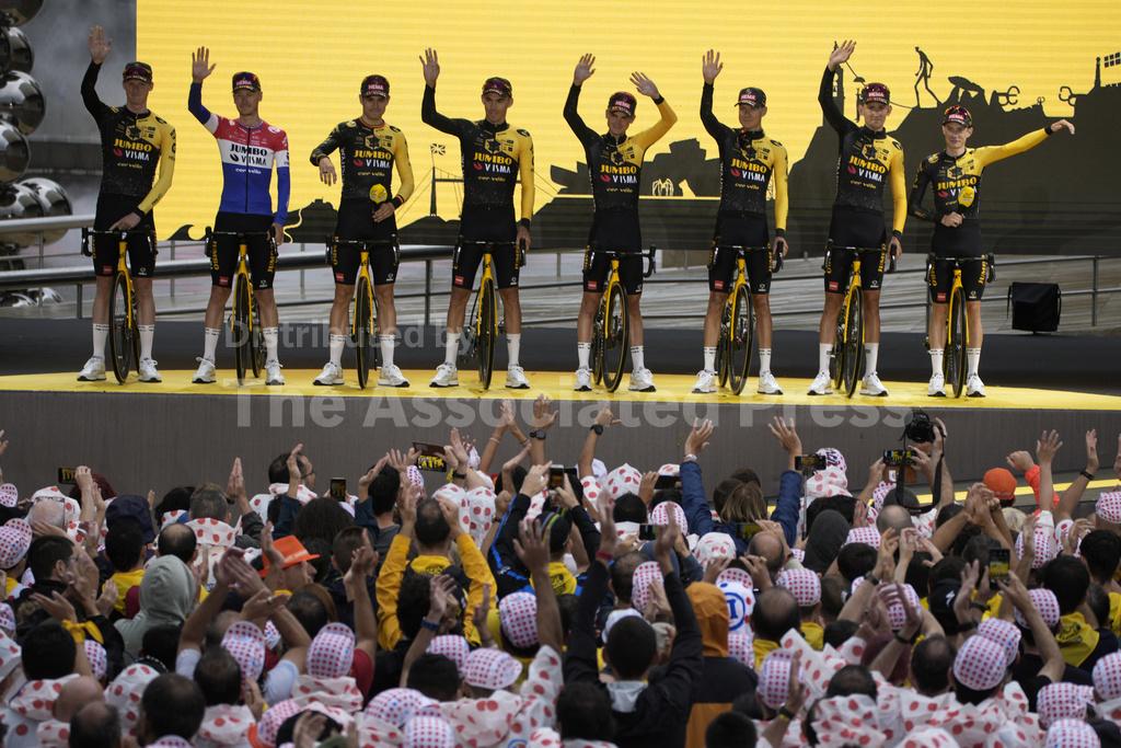 6 riders from American contingent could help decide Tour de France - Vimarsana News